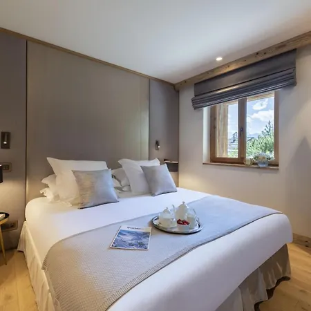 Chalet Gstaad: Where Glamour Meets Nature *